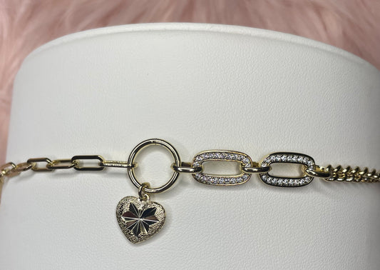 Paper clip bracelet with heart