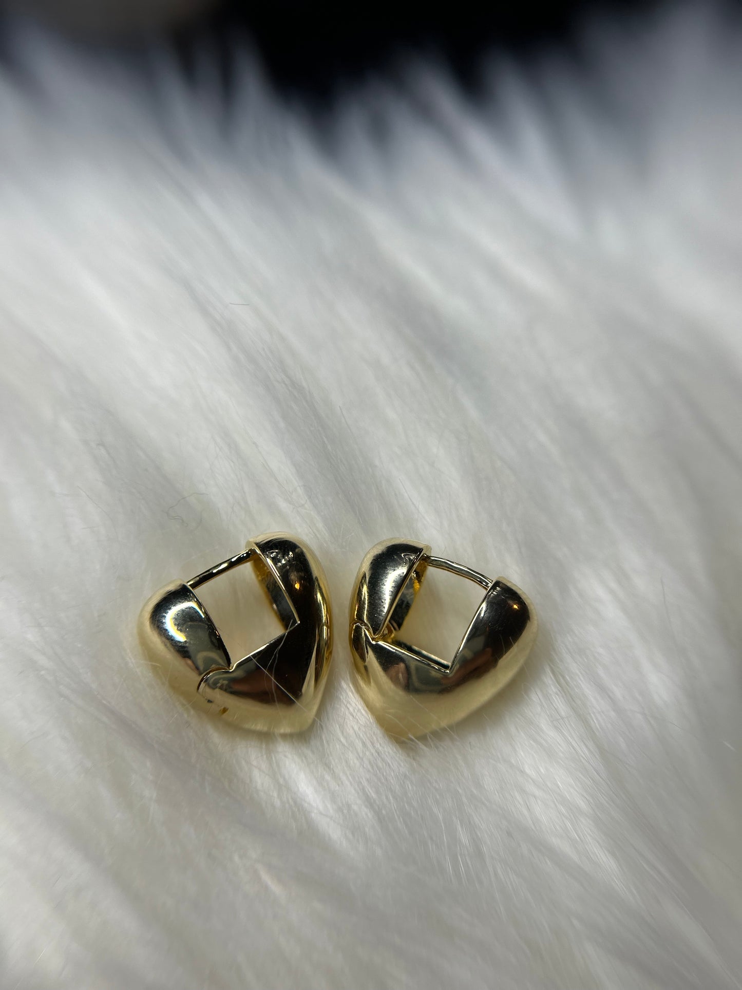 Chunky heart earrings