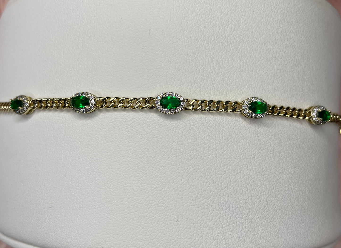 Green stone bracelet