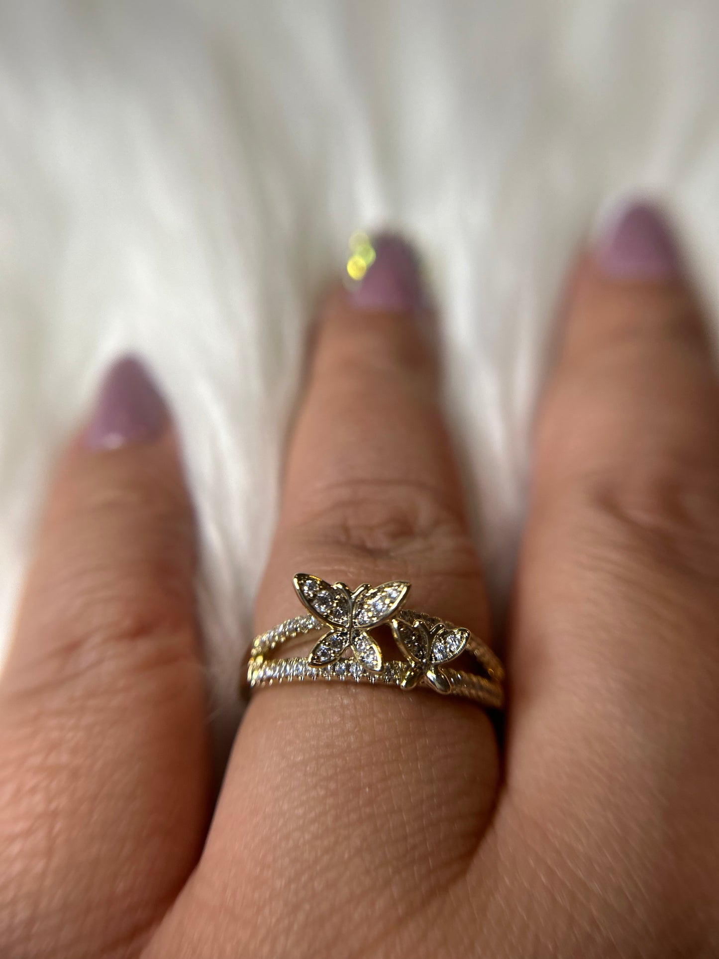 Butterfly ring