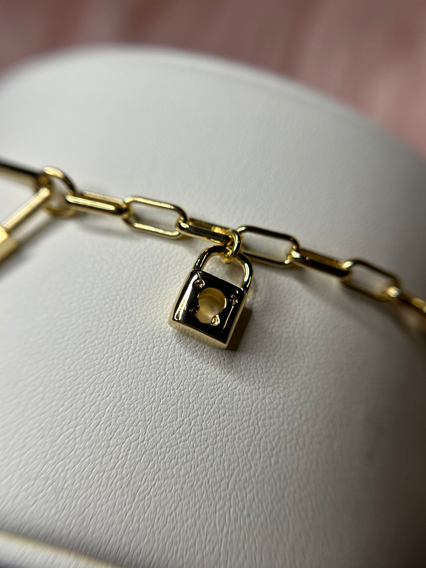 Pepper clip bracelet