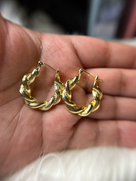 Chunky twist hoops