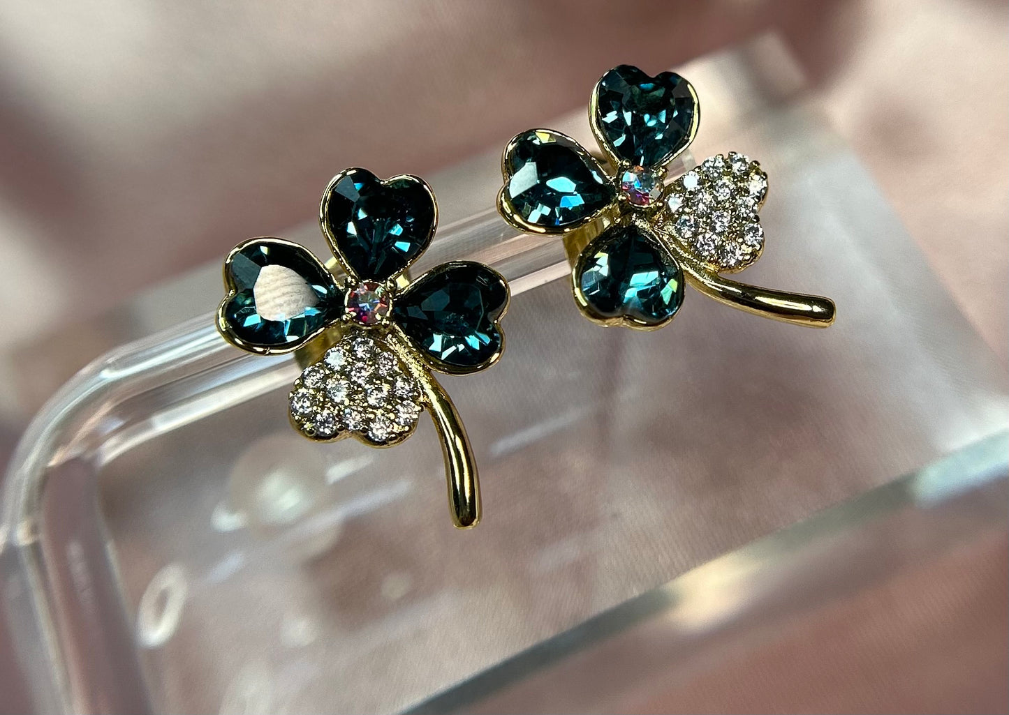 Aqua blue flowers stud earrings