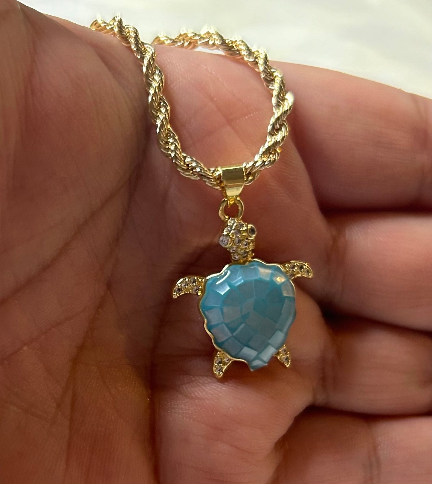 Teal turtle pendant with necklace