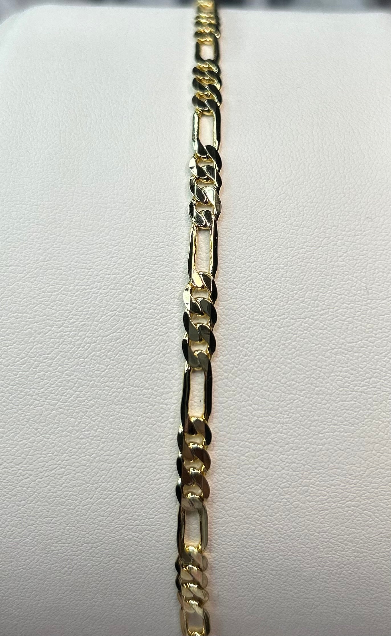 Thin figaro anklet