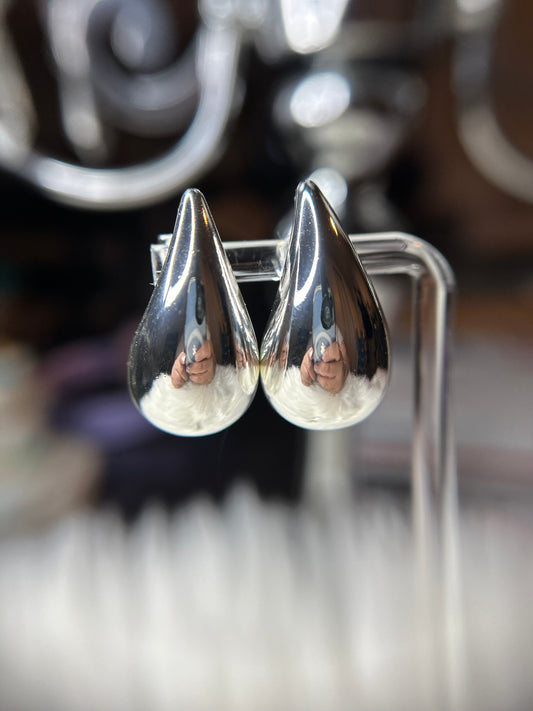 Silver tear drop earrings