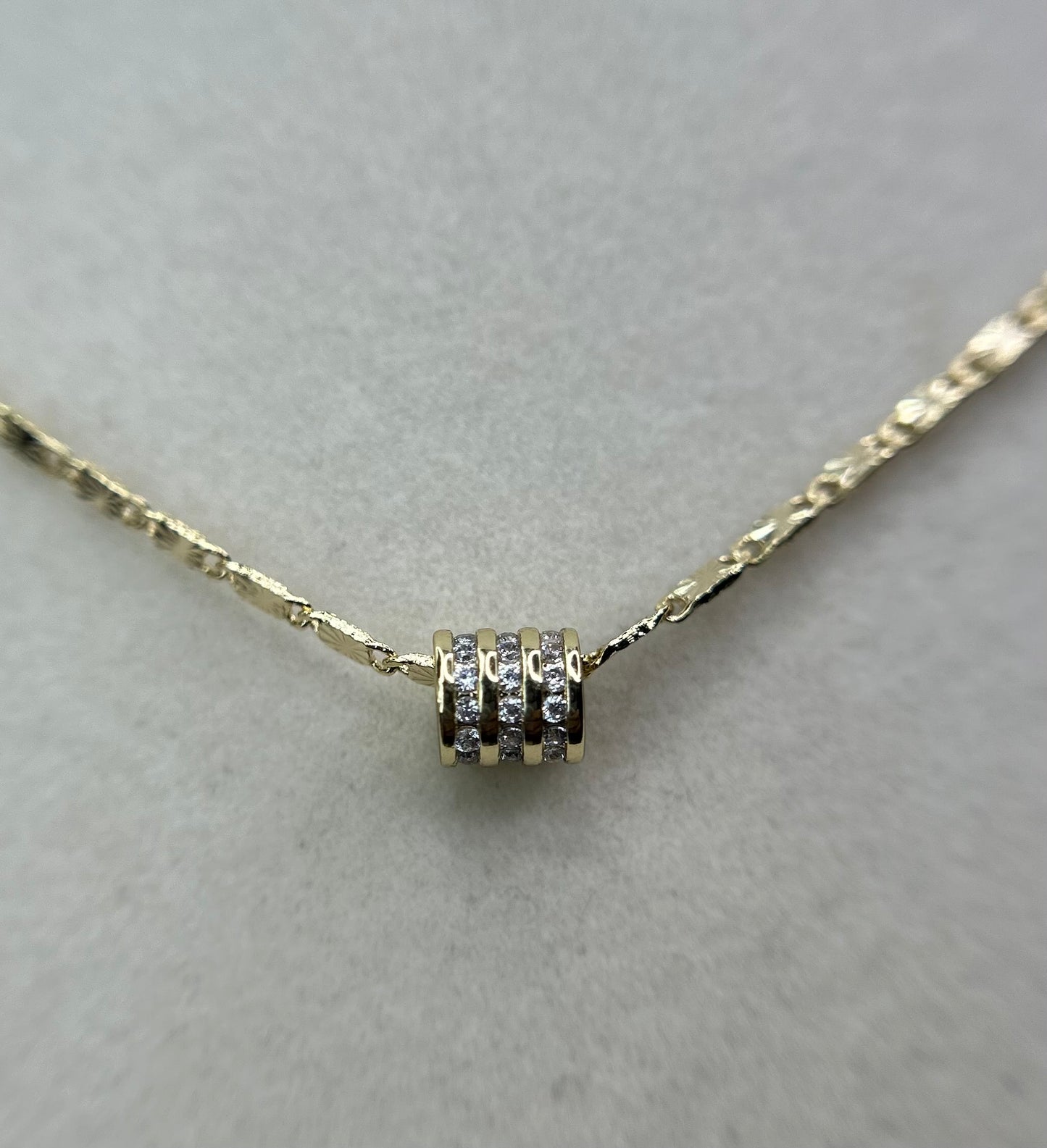 Small necklace