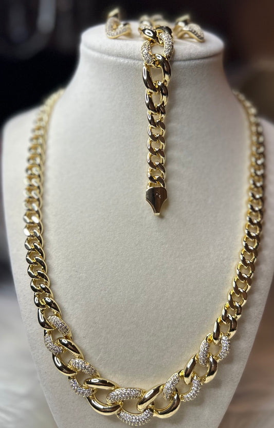 Chunky set (necklace, earrings and bracelet)
