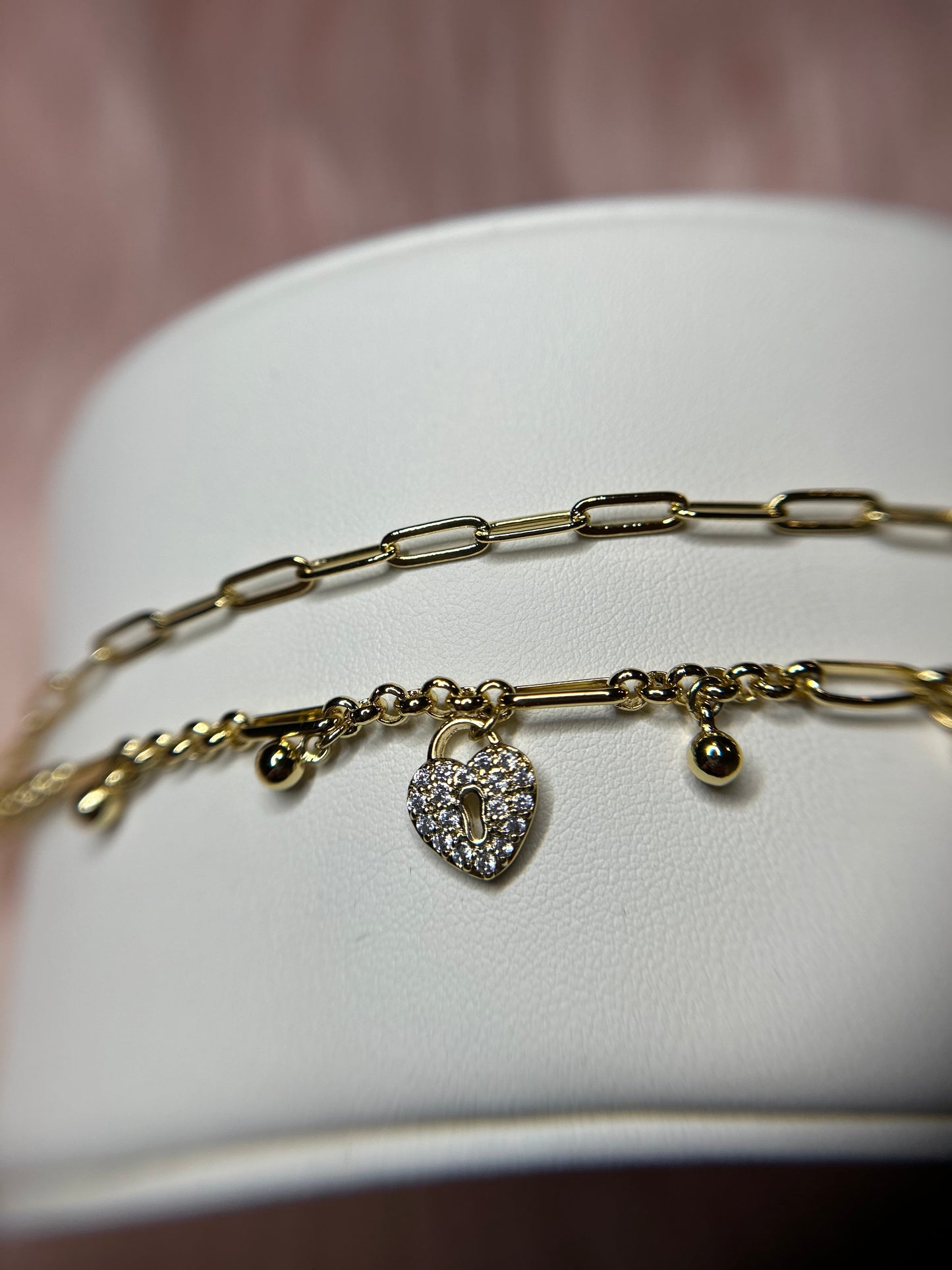 Double bracelet with paper clip and heart