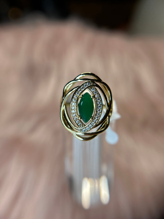 Green stone ring