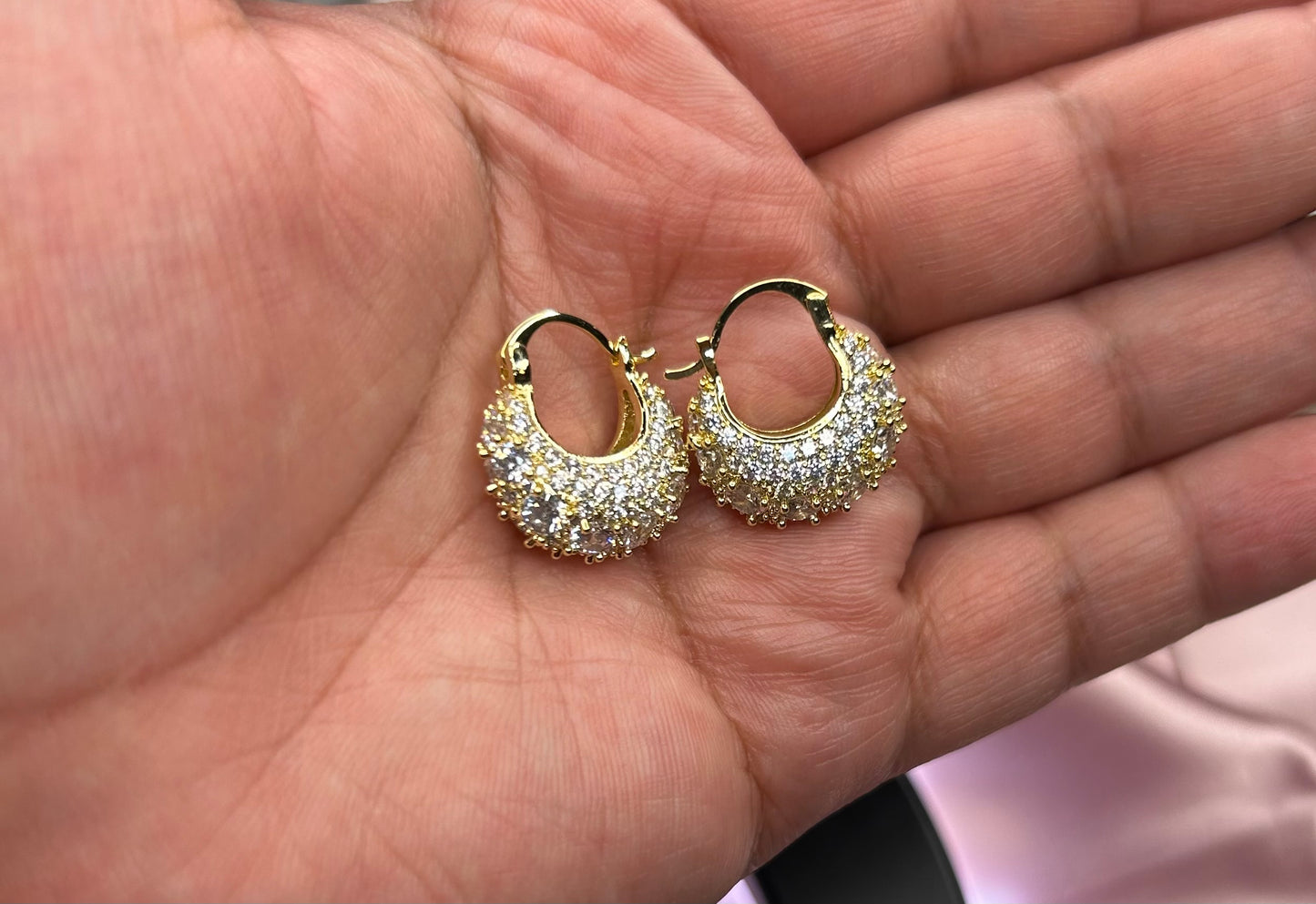 Basket shiny earrings