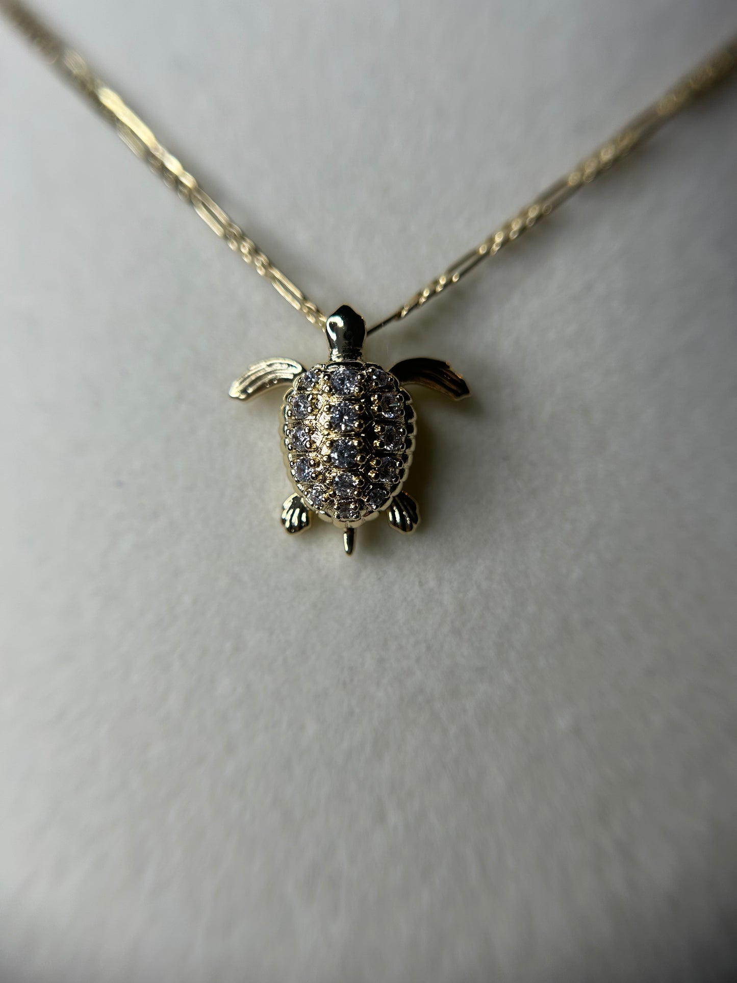 Small turtle necklace