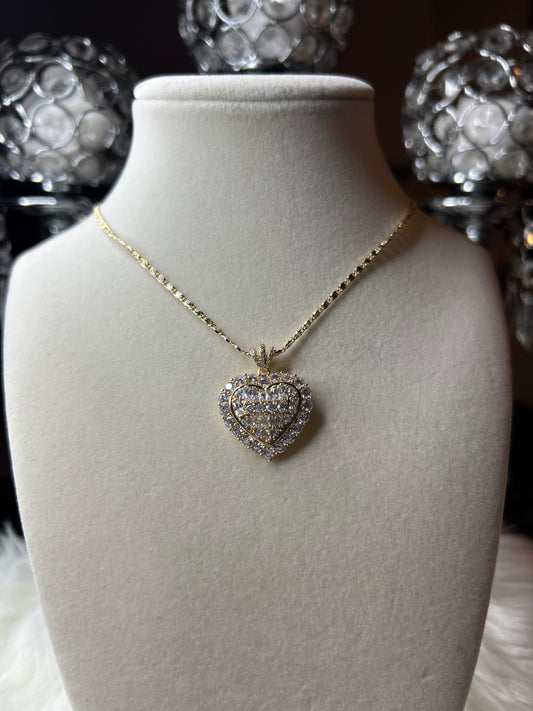 Sparkling heart necklace.