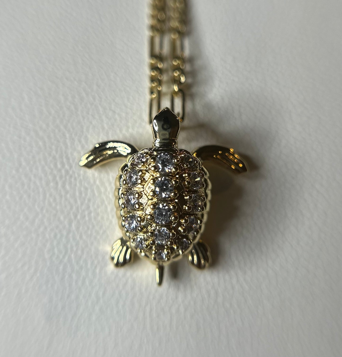 Small turtle necklace