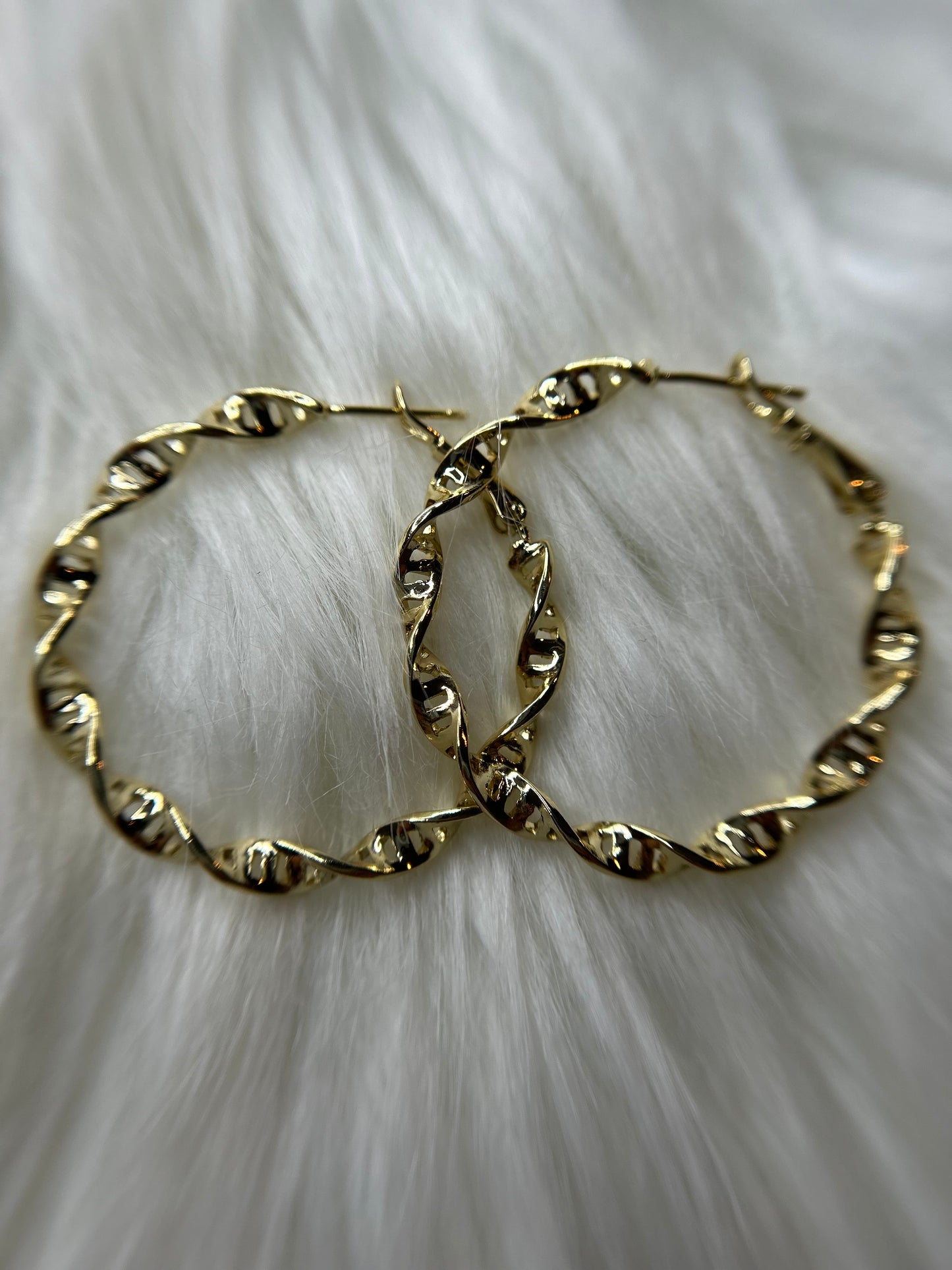 Spiral hoops