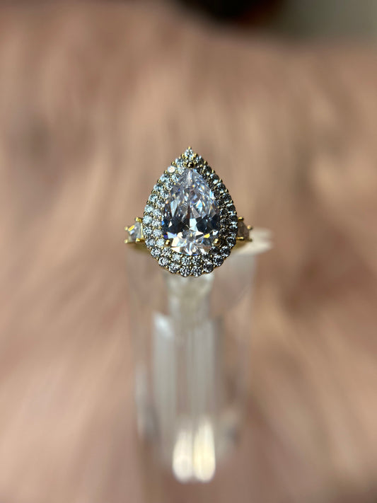 Pear shape ring (size 7)