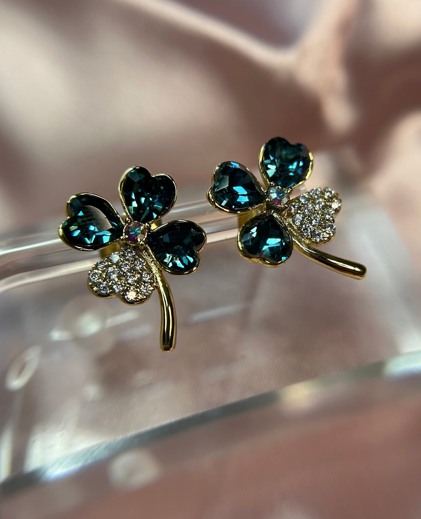 Aqua blue flowers stud earrings