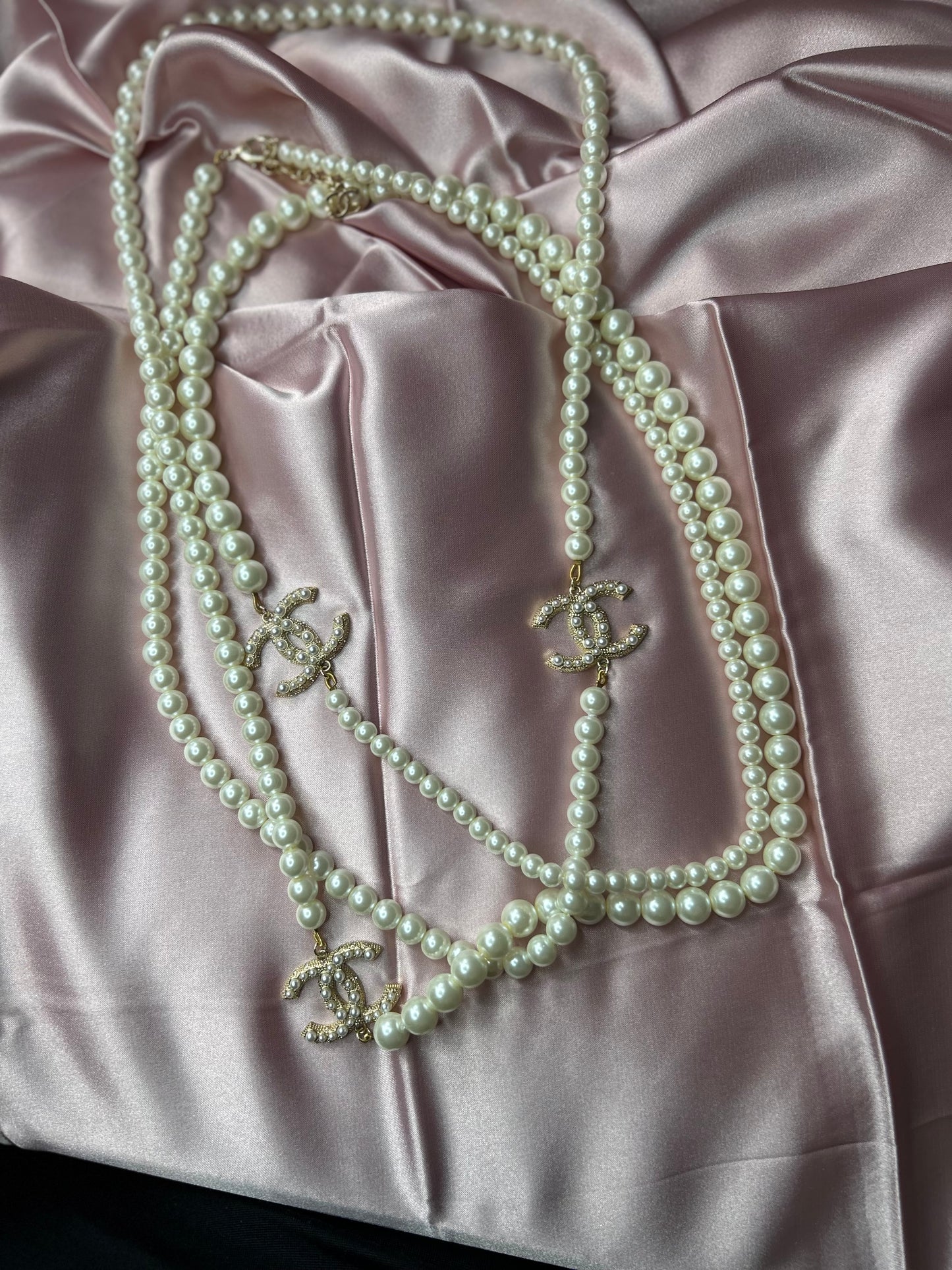Cc pearl necklace