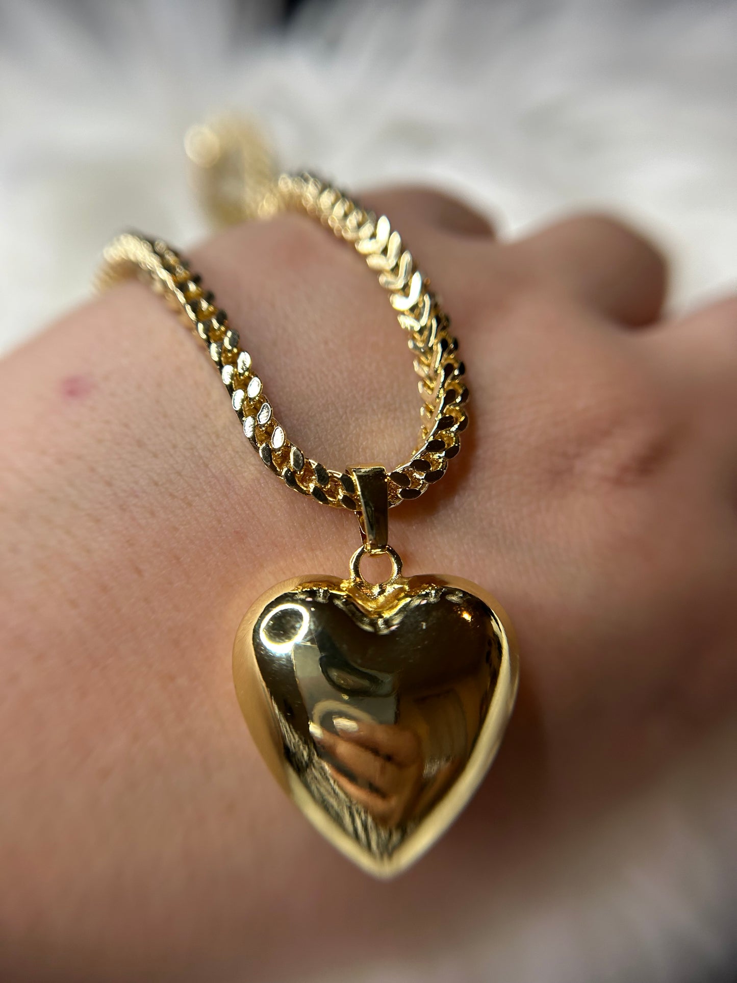 Chunky heart necklace