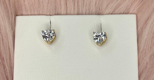 Heart stud earrings