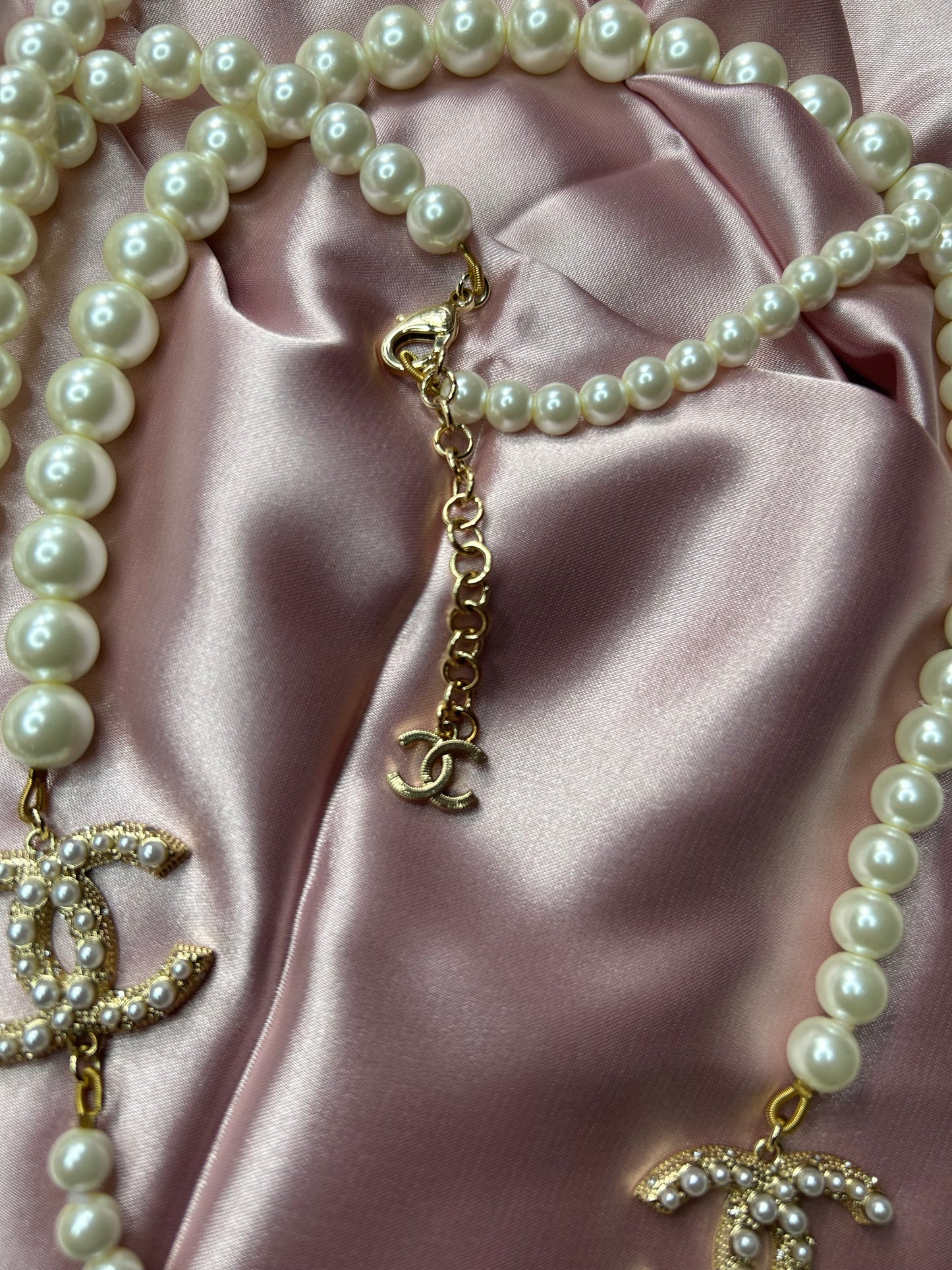 Cc pearl necklace