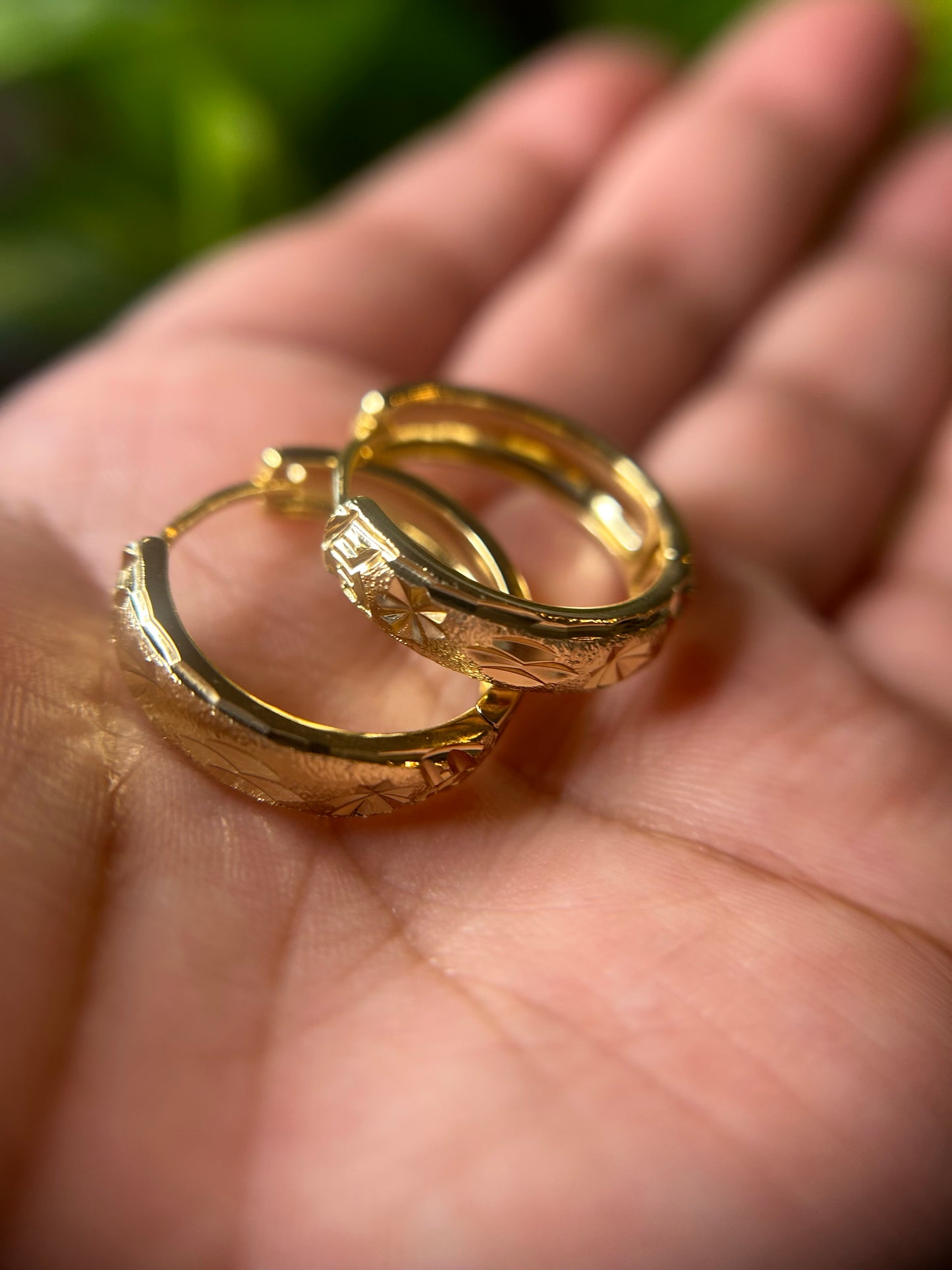 small gold plated hoops